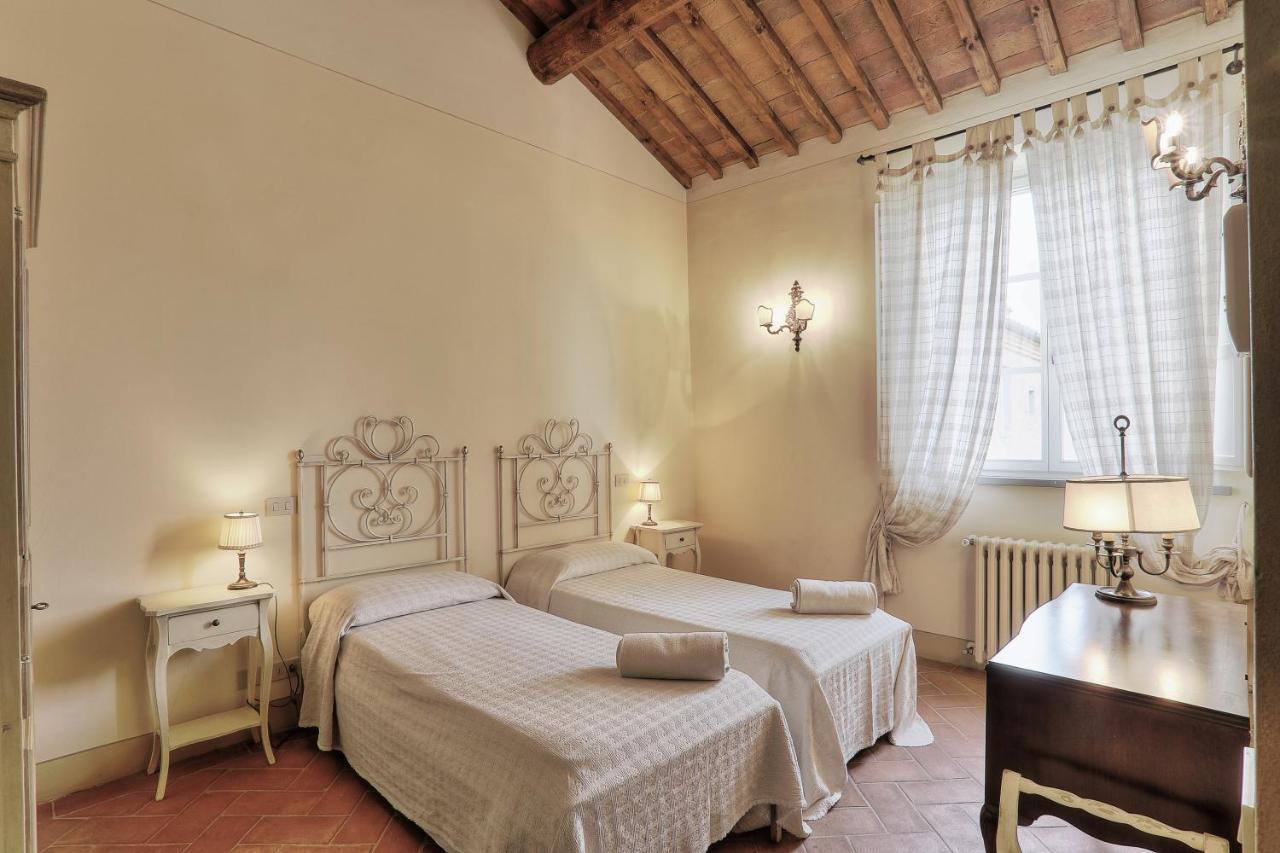 הוילה פויאנו דלה קיאנה Agriturismo S.Angelo מראה חיצוני תמונה